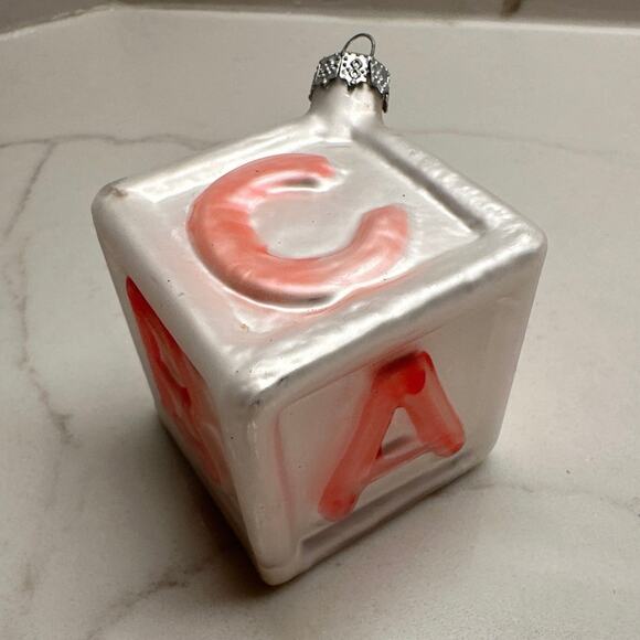 Set 4 Baby Pink First Christmas 2005 Glass Ornaments Bear Pacifier Booties Block - Picture 3 of 6